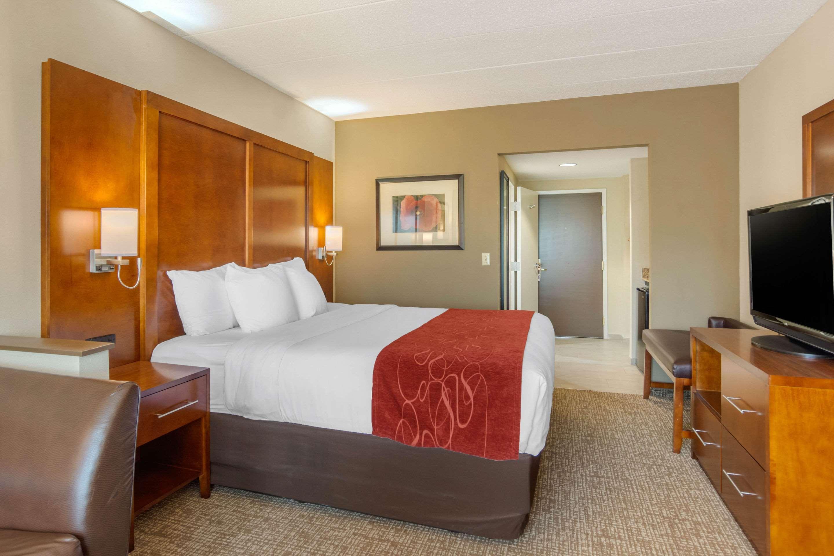 Comfort Suites Southpark Colonial Heights Bagian luar foto