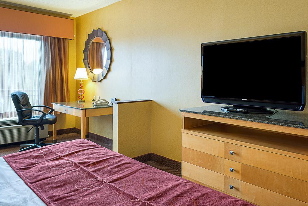 Comfort Suites Southpark Colonial Heights Bagian luar foto