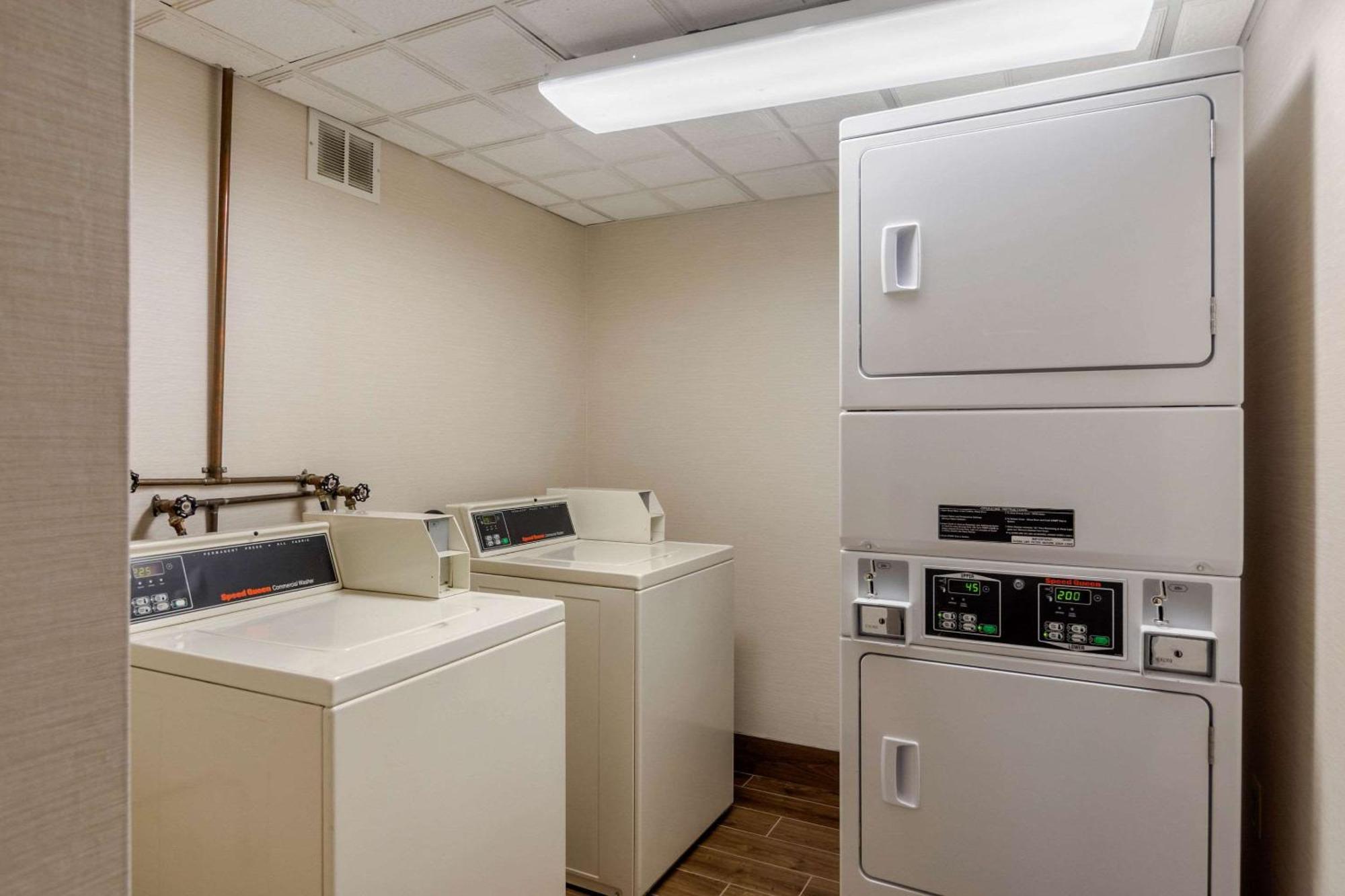Comfort Suites Southpark Colonial Heights Bagian luar foto