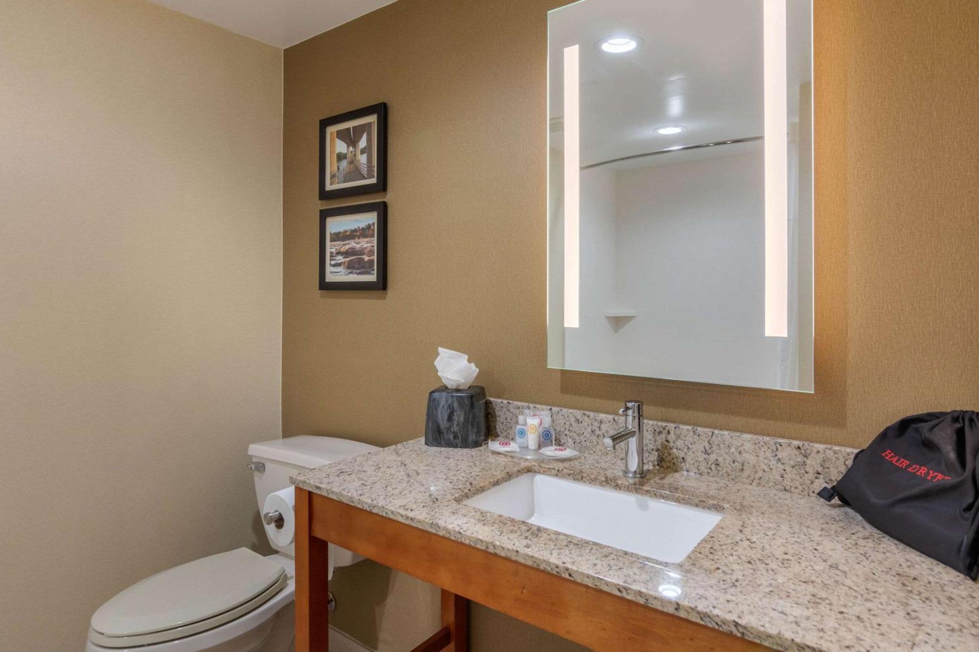 Comfort Suites Southpark Colonial Heights Bagian luar foto