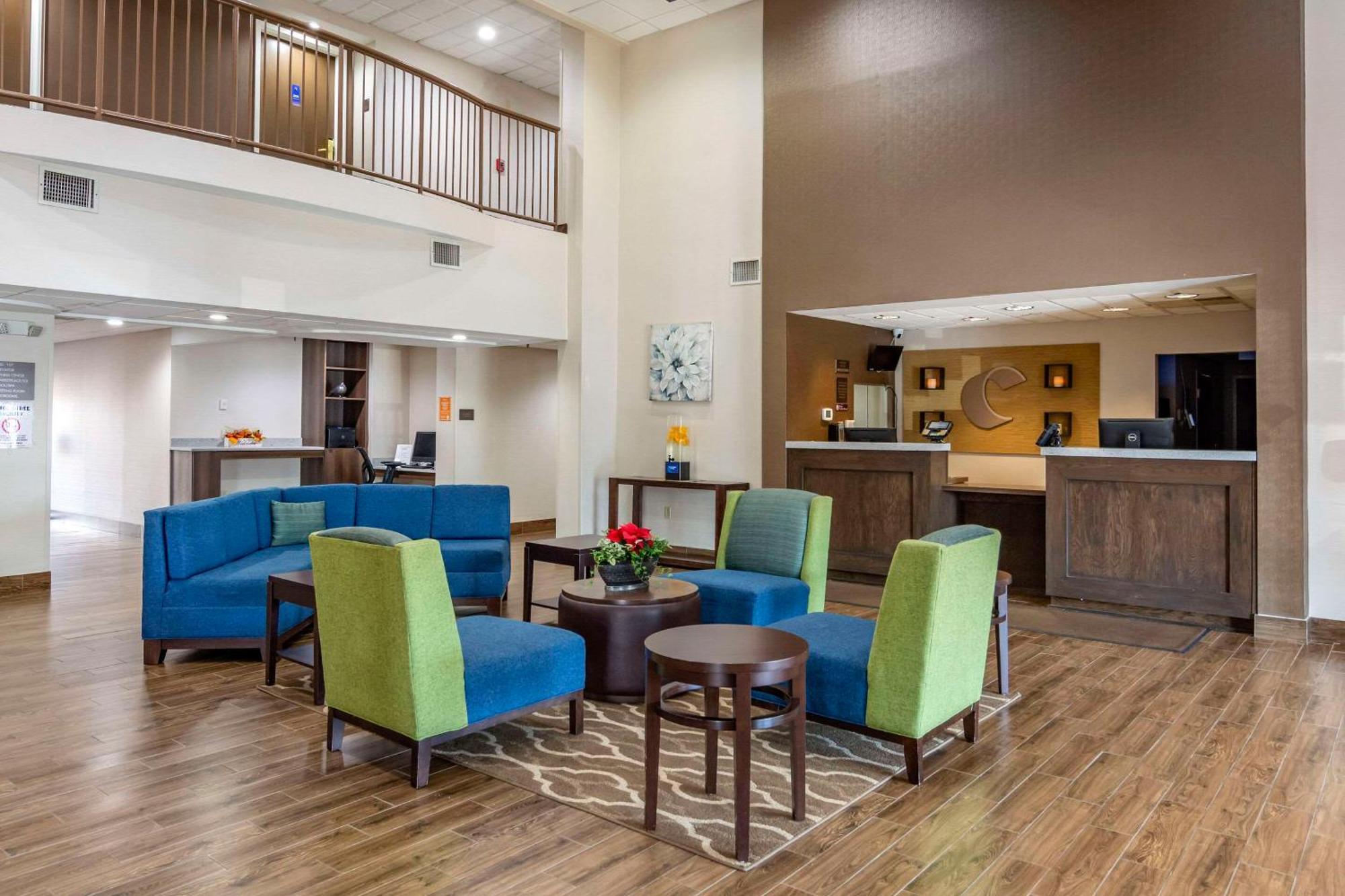 Comfort Suites Southpark Colonial Heights Bagian luar foto